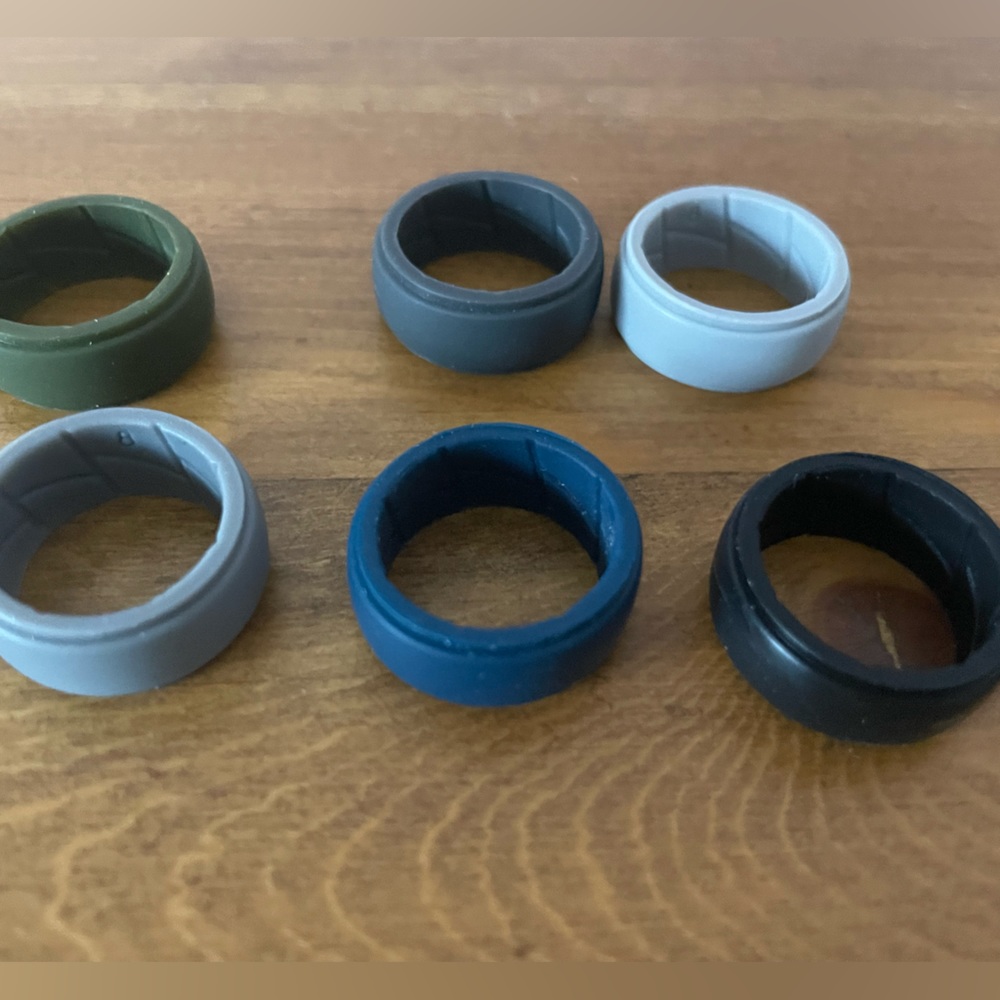 Silicone Rings Size 8 - Picture 2 of 2